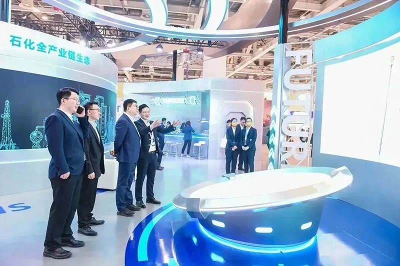 聚链智造 共享未来 | 2023年龙八long8·易派客工业品展圆满落幕