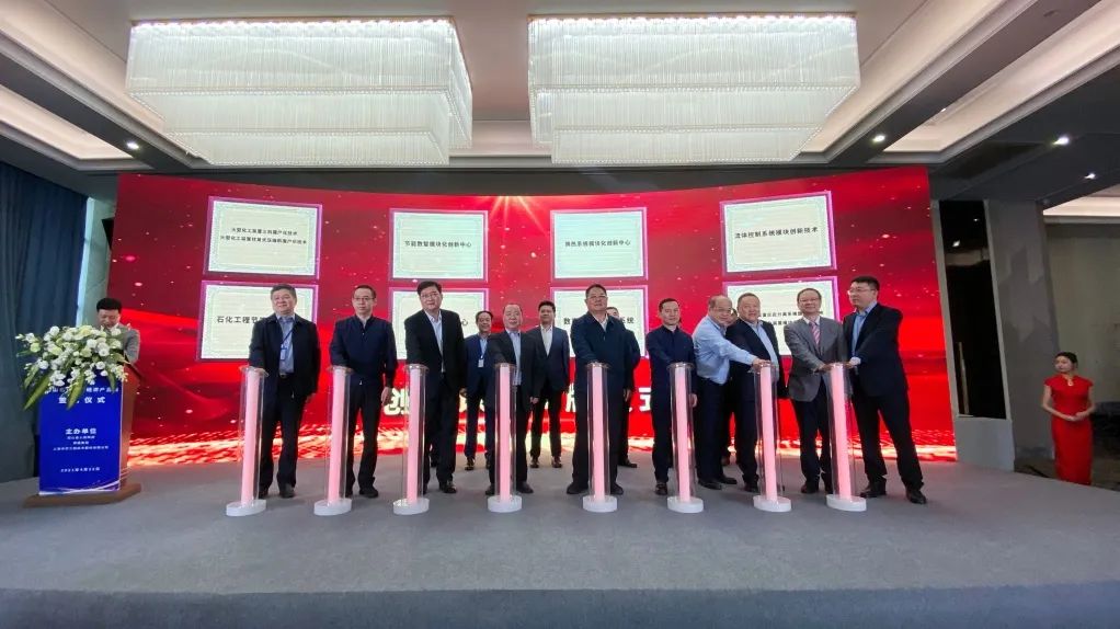 踏石留印 蓄力远航 | 2021年龙八long8股份大事记