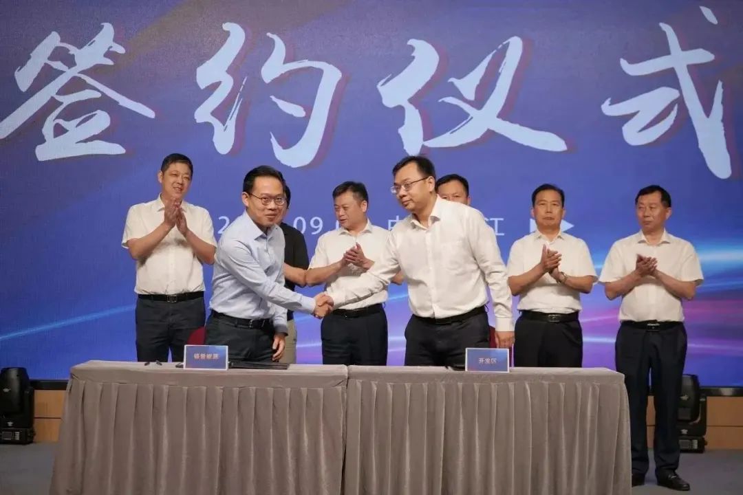 新能源 新动力 新未来|龙八long8股份“动力与能源工业集群”圆桌座谈会顺遂召开