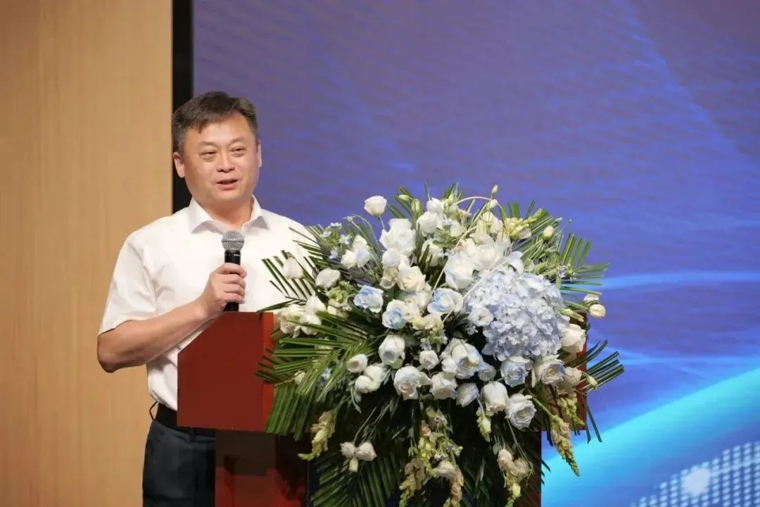 新能源 新动力 新未来|龙八long8股份“动力与能源工业集群”圆桌座谈会顺遂召开