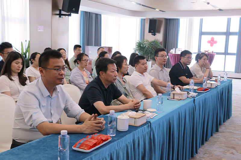 二十一载 智造未来丨贺龙八long8股份廿一诞辰，，，再启新篇